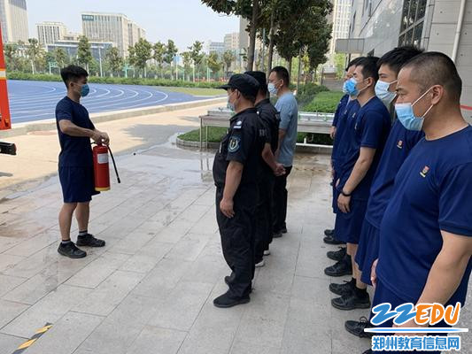 灭火器操作培训_副本