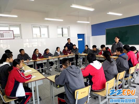 4社团成员王懿璠积极表达心得体会