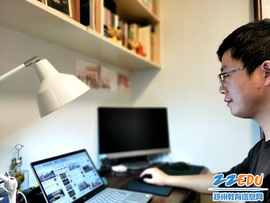 高三科学三班班主任康石磊正在开展线上家长会