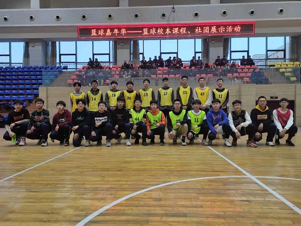 参赛成员合影.jpg