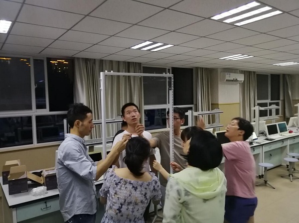 郑州市实验高中物理教研组组内磨课.jpg