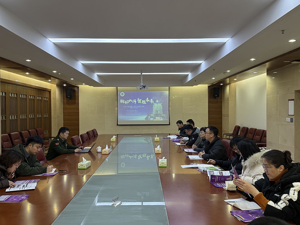 李兵1.jpg 李兵1.jpg