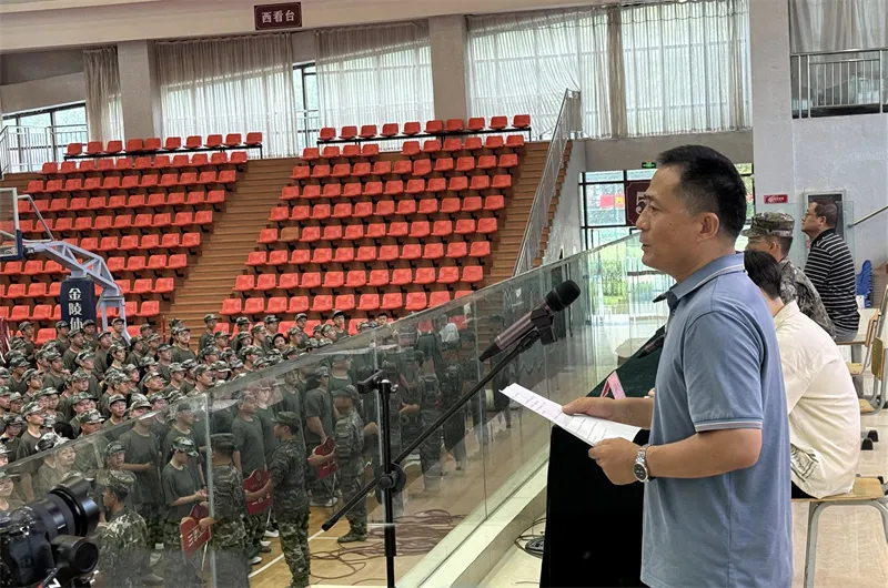 李超校长讲话.jpg 李超校长讲话.jpg